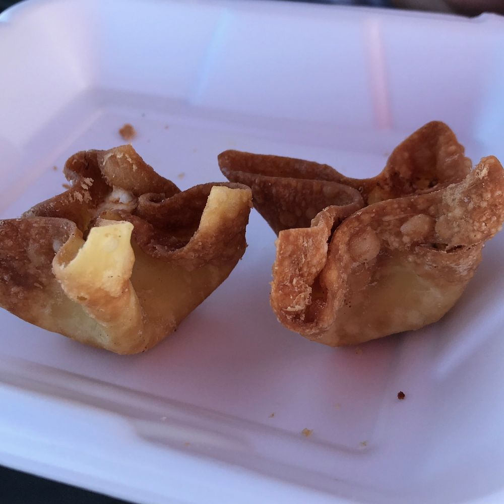 The entire order looked like this. Unpalatable but a hungry teenager was in the car with me and he was starving. The entire order looked like this. Unpalatable but a hungry teenager was in the car with me and he was starving.