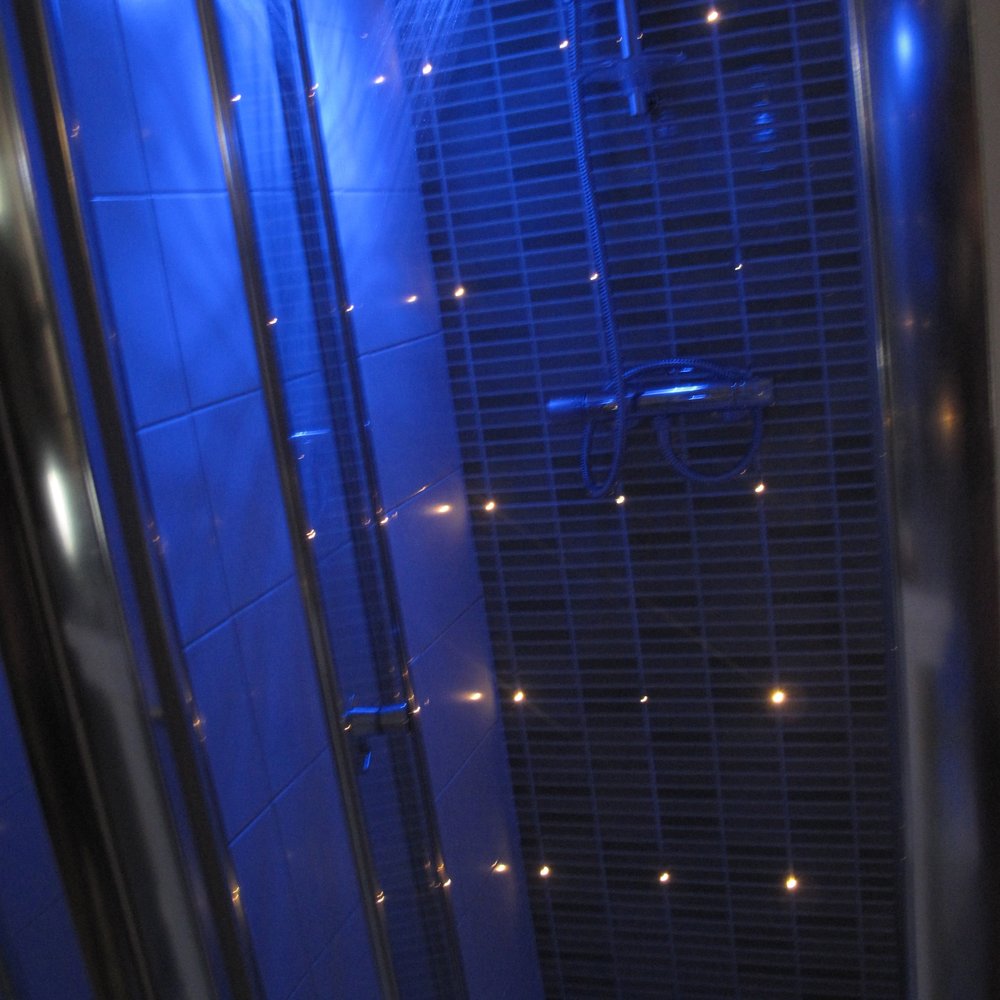 The Five - Shower stall with stars! - Hotels Near Me - Paris, 75