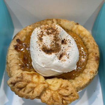 Flake Pie Co. - Pumpkin pie - Desserts Near Me - South Jordan, Utah Flake Pie Co. - Pumpkin pie - Desserts Near Me - South Jordan, Utah