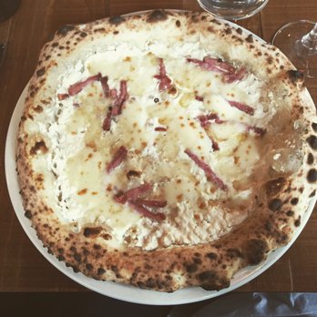 Cirillo's - Pupilllo White pizza - Italian Near Me - Dublin, D