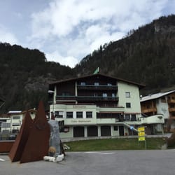 Hotel-Cafe Edelweiß - Am besten weiterfahren!
