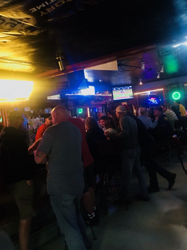 TBONE BAR & GRILL Updated August 2024 400 N Central Ave