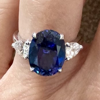 Icing On The Ring - Jewelry Near Me - Los Angeles, California