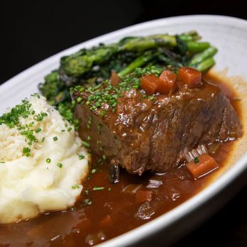 Gladstone Tavern - beef with gravy, mashed potatoes and broccoli - New American Near Me - Gladstone, New Jersey Gladstone Tavern - beef with gravy, mashed potatoes and broccoli - New American Near Me - Gladstone, New Jersey