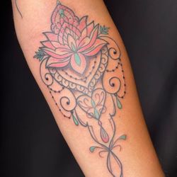 5 Monkeys Tattoo