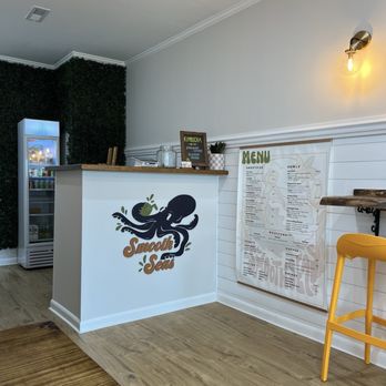 Smooth Seas - Interior - Juice Bars & Smoothies Near Me - Murrells Inlet, South Carolina Smooth Seas - Interior - Juice Bars & Smoothies Near Me - Murrells Inlet, South Carolina