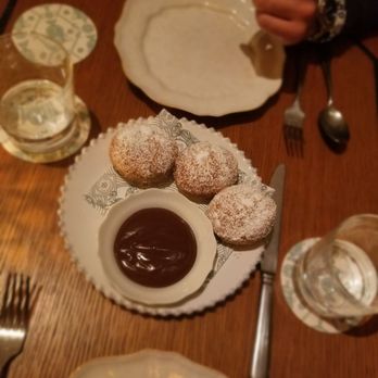 San Morello - The cream filled donuts - Italian Near Me - Detroit, Michigan San Morello - The cream filled donuts - Italian Near Me - Detroit, Michigan