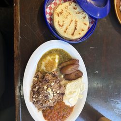 El Rincon Salvadoreño - Huevos divorciados