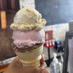 Melting Cone - 8 oz. Ice Cream on a cake cone