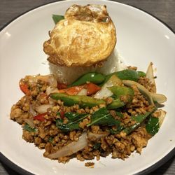 Kanlaya Thai Restaurant - Ka pow Kai Dow with chicken