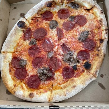I Tre Mori - Pizza Near Me - Indianapolis, Indiana