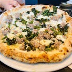 Manny's Cucina Napoletana
