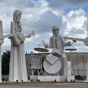 8th Wonder Brewery - Breweries Near Me - Houston, Texas