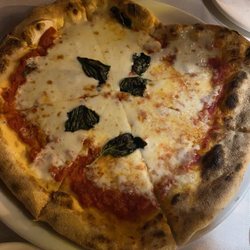 Flavia - Margarita pizza