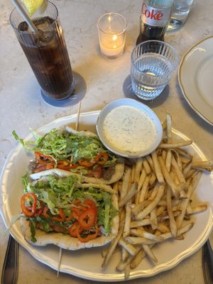 Gus and Marty's by null