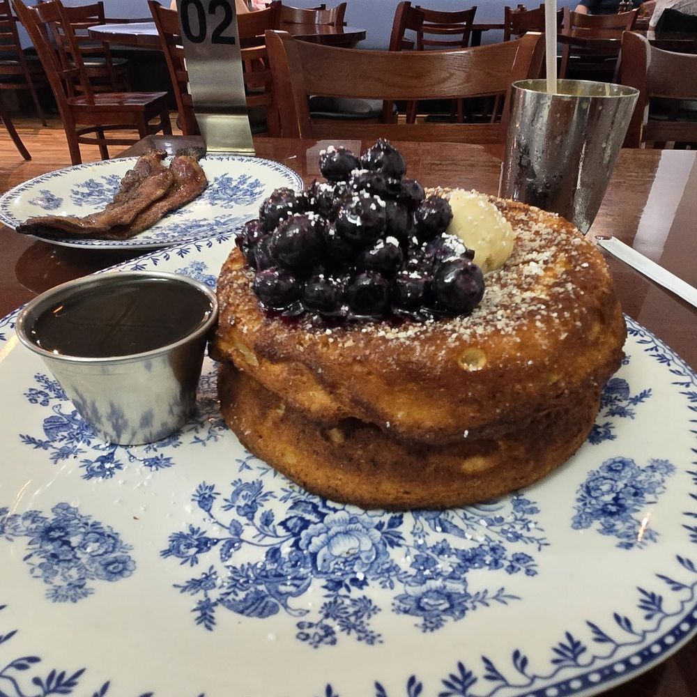Luella's Southern Kitchen - Pancakes- they come extremely hot - Southern Near Me - Chicago, Illinois Luella's Southern Kitchen - Pancakes- they come extremely hot - Southern Near Me - Chicago, Illinois