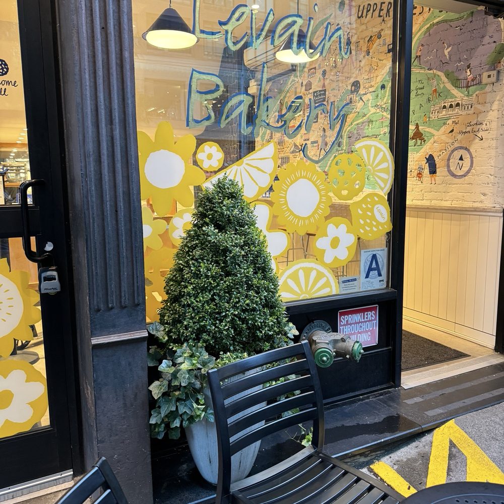 Levain Bakery - Bakeries Near Me - New York, New York