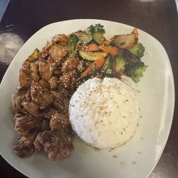 Sunny's Sushi - Teriyaki Chicken - Sushi Bars Near Me - El Paso, Texas