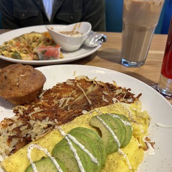 Broken Yolk Cafe - Californian Omelet - American Near Me - Glendora, California Broken Yolk Cafe - Californian Omelet - American Near Me - Glendora, California