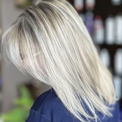 L’amour Hair Lounge