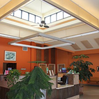Fox Valley Veterinary Clinic - Reception/Waiting area - Veterinarians Near Me - North Aurora, Illinois Fox Valley Veterinary Clinic - Reception/Waiting area - Veterinarians Near Me - North Aurora, Illinois