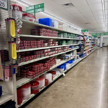 Dollar Tree - Food Storage Aisle - Discount Store Near Me - Newark, Texas