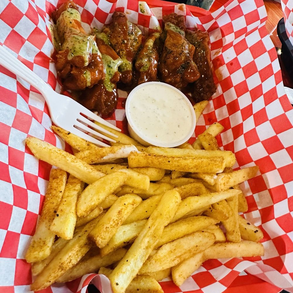 Strikeout Wingz - Chicken Wings Near Me - Atlanta, Georgia Strikeout Wingz - Chicken Wings Near Me - Atlanta, Georgia