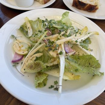Niner Wine Estates - Leafy salad - Wine Tasting Room Near Me - Paso Robles, California