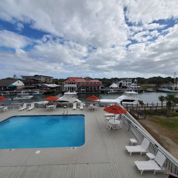 Shem Creek Inn - Hotels Near Me - Mount Pleasant, South Carolina Shem Creek Inn - Hotels Near Me - Mount Pleasant, South Carolina