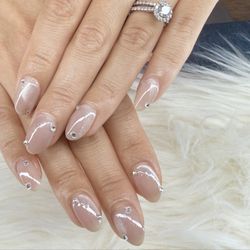 Bee Shine Nail Bar - Overlay