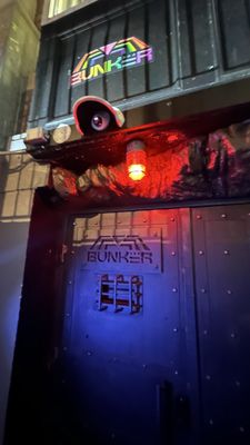 BUNKER by null