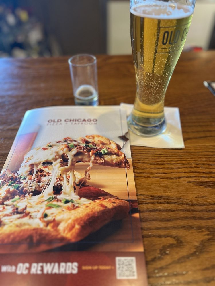 Old Chicago Pizza + Taproom