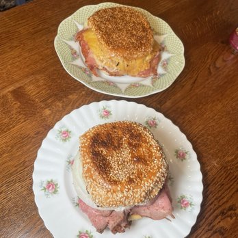 Stuntpig - Pitt beef and Madonia's Muffuletta - Burgers Near Me - Pittsburgh, Pennsylvania