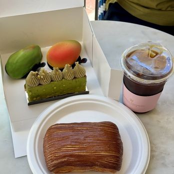 Artelice Patisserie - Patisserie/Cake Shop Near Me - Burbank, California Artelice Patisserie - Patisserie/Cake Shop Near Me - Burbank, California