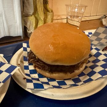 Goldburger - Goldbuger - Burgers Near Me - Los Angeles, California