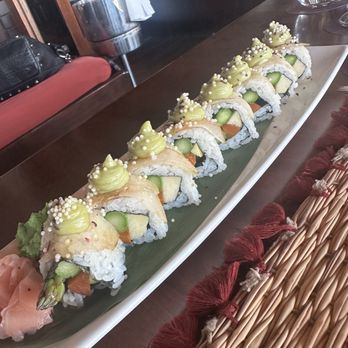 Carpe Diem - vegetable sushi with pear - Dance Clubs Near Me - Barcelona, B Carpe Diem - vegetable sushi with pear - Dance Clubs Near Me - Barcelona, B