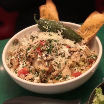 Oregano's - Alfredo - Pizza Near Me - Tucson, Arizona