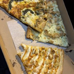 Anthony's Pizza - The only pic I got before I viciously inhaled these slices