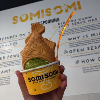 Somisomi - Matcha soft serve with matcha powder and taiyaki with custard - Ice Cream & Frozen Yogurt Near Me - Irvine, California Somisomi - Matcha soft serve with matcha powder and taiyaki with custard - Ice Cream & Frozen Yogurt Near Me - Irvine, California