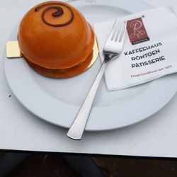 Café Röntgen - Sandornkuchen