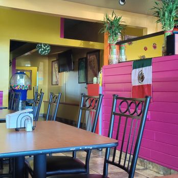Carnitas Las Michoacanas - Guess who's bizzack!?!? - Mexican Near Me - Chula Vista, California Carnitas Las Michoacanas - Guess who's bizzack!?!? - Mexican Near Me - Chula Vista, California