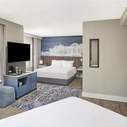 Hyatt Centric The Pike Long Beach - Guest Room