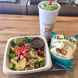 Tropical Smoothie Cafe