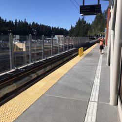 Mountlake Terrace Station - Train Platform