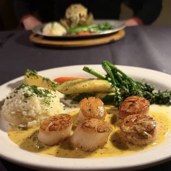 Antiquity Restaurant - Pan seared jumbo scallops with jalapeño - Seafood Near Me - Albuquerque, New Mexico