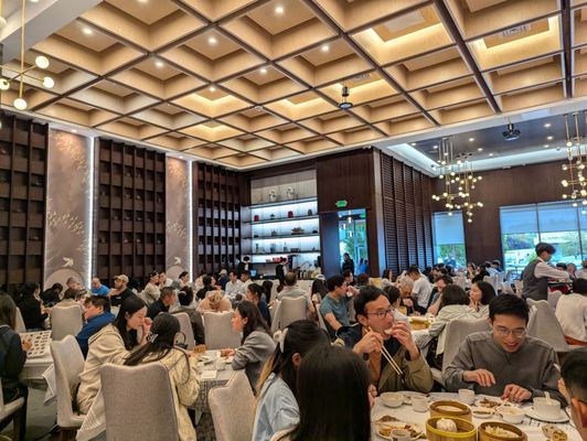 Sun Sui Wah Seafood Restaurant by null