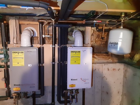Rea Plumbing and Water Heater Logo