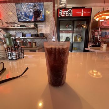 Eat'n Park Restaurant - American Near Me - Burbank, California