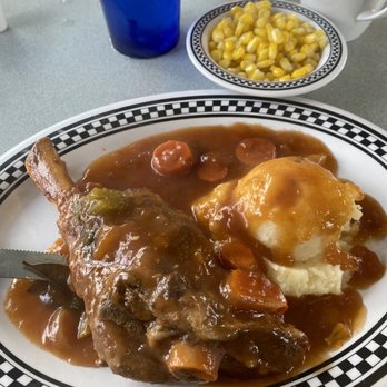 Mamas Kitchen - Lamb shank to die for - Breakfast & Brunch Near Me - Tampa, Florida