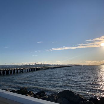 Skates On The Bay - View from the restaurant - Seafood Near Me - Berkeley, California